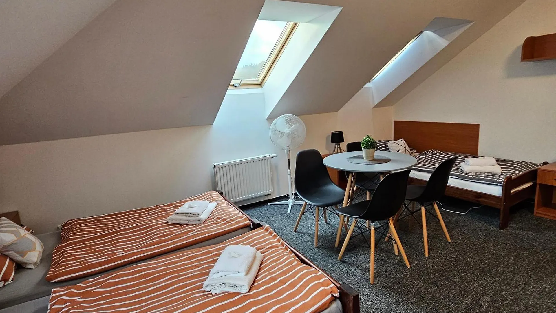 Guest house Penzion A Restaurace Simanda Prague